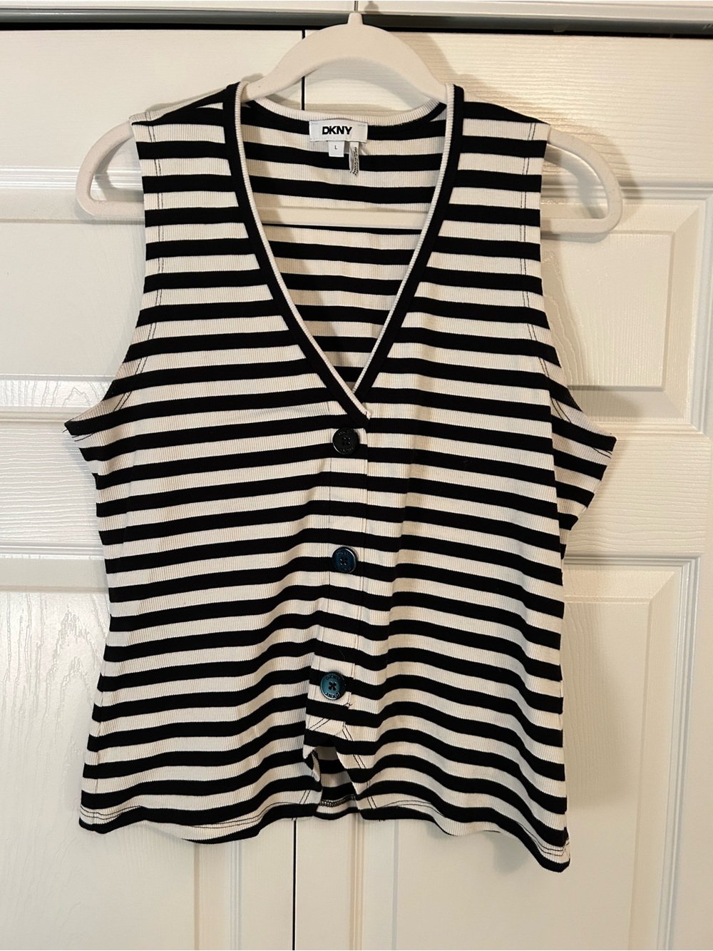 DKNY Black and White Striped Sleeveless Button-Front Tank